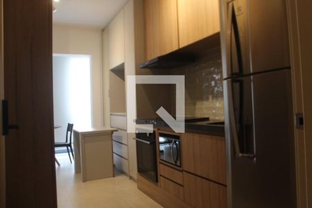 Cozinha de apartamento para alugar com 1 quarto, 24m² em Jardim das Acácias, São Paulo