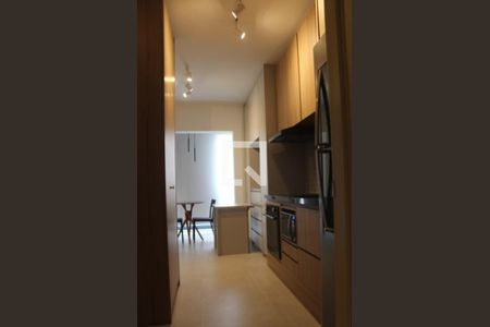 Cozinha de apartamento para alugar com 1 quarto, 24m² em Jardim das Acácias, São Paulo