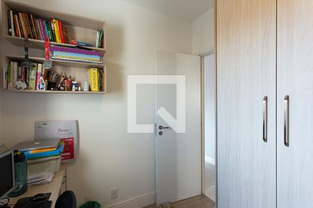 Apartamento à venda com 102m², 3 quartos e 2 vagasQuarto 2
