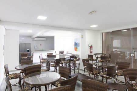 Apartamento para alugar com 46m², 1 quarto e 1 vaga Apartamento para alugar com 46m², 1 quarto e 1 vagaÁrea comum Salão de Festas