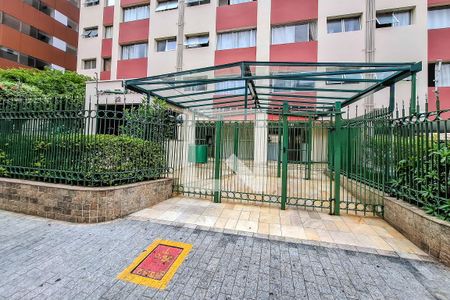 Studio para alugar com 31m², 1 quarto e sem vagaFachada e portaria