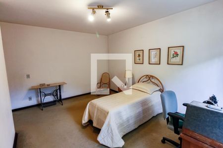 Casa à venda com 410m², 4 quartos e 4 vagas Casa à venda com 410m², 4 quartos e 4 vagasSuíte 2