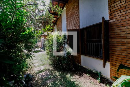 Casa à venda com 410m², 4 quartos e 4 vagas Casa à venda com 410m², 4 quartos e 4 vagasJardim frente
