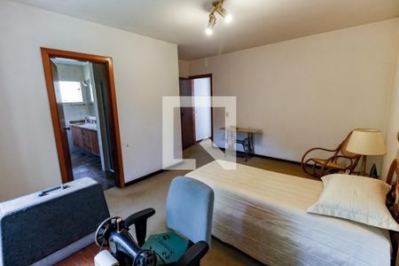 Casa à venda com 410m², 4 quartos e 4 vagas Casa à venda com 410m², 4 quartos e 4 vagasSuíte 2