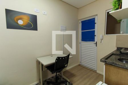 Cozinha de kitnet/studio para alugar com 1 quarto, 16m² em Mooca, São Paulo