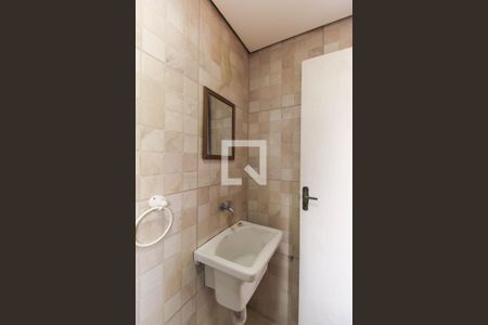 Banheiro de kitnet/studio para alugar com 1 quarto, 16m² em Mooca, São Paulo