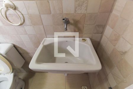 Banheiro de kitnet/studio para alugar com 1 quarto, 16m² em Mooca, São Paulo