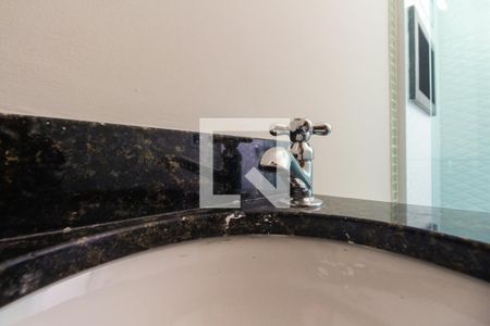 Casa de condomínio para alugar com 60m², 2 quartos e 2 vagas Casa de condomínio para alugar com 60m², 2 quartos e 2 vagasBanheiro Suíte 2