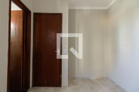 Casa de condomínio para alugar com 60m², 2 quartos e 2 vagas Casa de condomínio para alugar com 60m², 2 quartos e 2 vagasSuíte 2