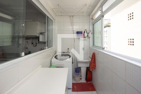 Apartamento à venda com 104m², 2 quartos e 1 vagaÁrea de Serviço