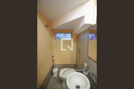 Casa à venda com 300m², 3 quartos e 4 vagasLavabo