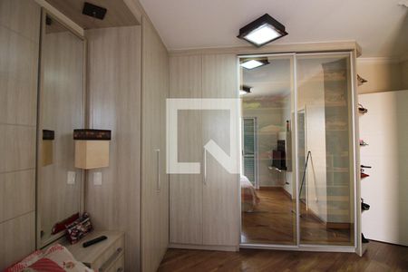 Casa à venda com 300m², 3 quartos e 4 vagasSuíte 3