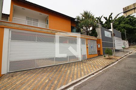 Casa à venda com 300m², 3 quartos e 4 vagasFachada