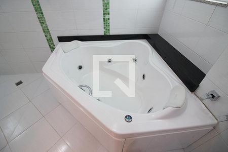 Casa à venda com 300m², 3 quartos e 4 vagasSuíte 1 Banheiro