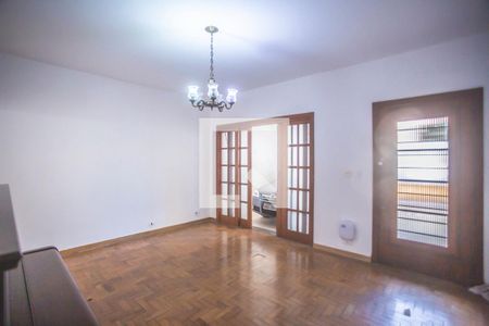 Sala de Estar de casa à venda com 4 quartos, 225m² em Mirandópolis, São Paulo