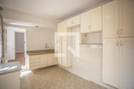 Casa à venda com 225m², 4 quartos e 2 vagasCozinha