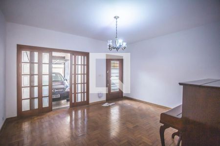 Sala de Estar de casa à venda com 4 quartos, 225m² em Mirandópolis, São Paulo