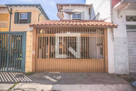 Casa à venda com 225m², 4 quartos e 2 vagasFachada
