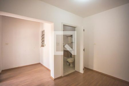 Casa à venda com 225m², 4 quartos e 2 vagasQuarto 4 - Suíte