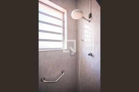 Casa à venda com 225m², 4 quartos e 2 vagasBanheiro