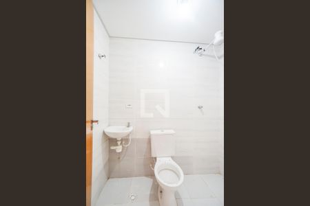 Banheiro de kitnet/studio para alugar com 1 quarto, 34m² em Vila Matilde, São Paulo