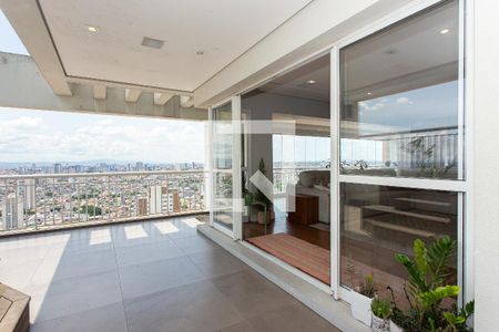 Apartamento à venda com 210m², 2 quartos e 4 vagasVaranda 
