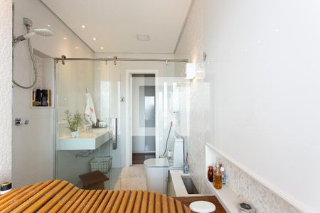 Apartamento à venda com 210m², 2 quartos e 4 vagasBanheiro da Suíte 2