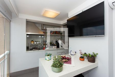 Apartamento à venda com 210m², 2 quartos e 4 vagasVaranda gourmet