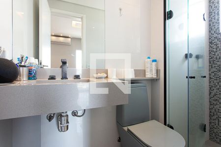 Apartamento à venda com 210m², 2 quartos e 4 vagasBanheiro da Suíte 1