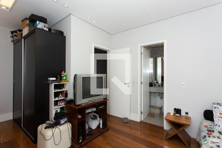 Apartamento à venda com 210m², 2 quartos e 4 vagasSuíte 1