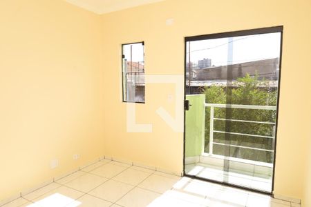 Quarto 2 de casa para alugar com 2 quartos, 80m² em Vila Doutor Eiras, São Paulo