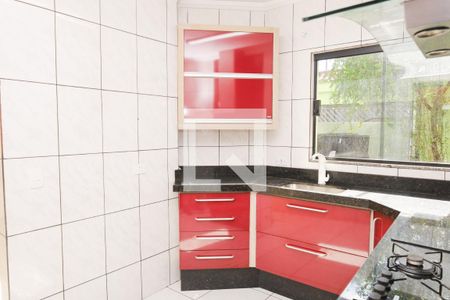 Casa para alugar com 80m², 2 quartos e 2 vagasCozinha