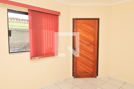 Sala de casa para alugar com 2 quartos, 80m² em Vila Doutor Eiras, São Paulo