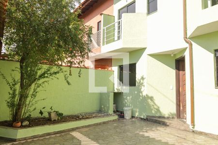 Casa para alugar com 80m², 2 quartos e 2 vagasQuintal