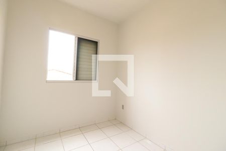 Quarto 1 de apartamento para alugar com 2 quartos, 53m² em Morumbi, Uberlândia