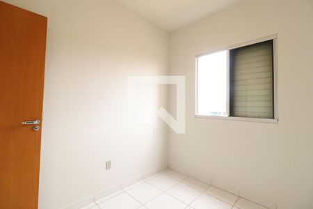Quarto 1 de apartamento para alugar com 2 quartos, 53m² em Morumbi, Uberlândia