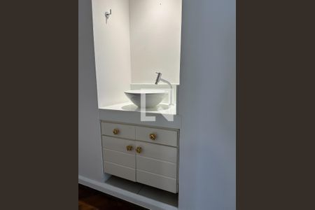 Apartamento à venda com 137m², 3 quartos e sem vagaPia Banheiro Social 02