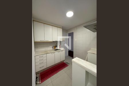 Apartamento à venda com 137m², 3 quartos e sem vagaCozinha