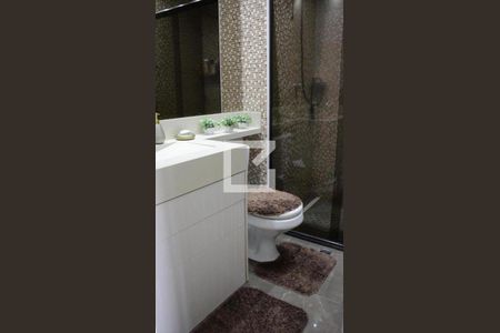 Banheiro de apartamento para alugar com 2 quartos, 49m² em Catumbi, São Paulo