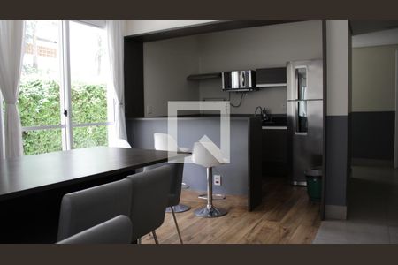 Apartamento para alugar com 49m², 2 quartos e 1 vagaÁrea comum - Salão de festas