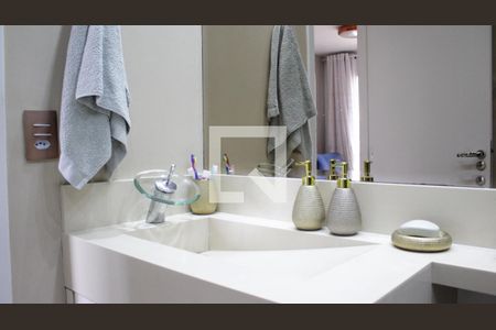 Banheiro de apartamento para alugar com 2 quartos, 49m² em Catumbi, São Paulo