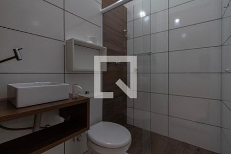 Casa de condomínio para alugar com 45m², 2 quartos e 1 vaga Casa de condomínio para alugar com 45m², 2 quartos e 1 vagaBanheiro