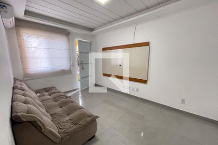 Sala de apartamento para alugar com 2 quartos, 55m² em Santa Cruz da Serra, Duque de Caxias