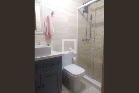 Casa à venda com 170m², 3 quartos e 2 vagas Casa à venda com 170m², 3 quartos e 2 vagasBanheiro da Suíte