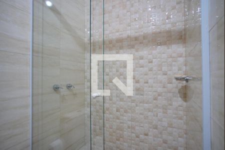 Casa à venda com 170m², 3 quartos e 2 vagasBanheiro Corredor