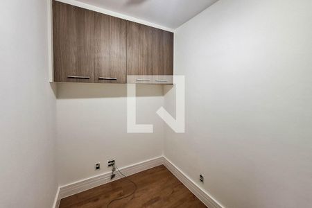 Apartamento à venda com 114m², 4 quartos e 2 vagasQuarto 3