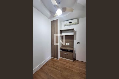 Apartamento à venda com 114m², 4 quartos e 2 vagasQuarto 3