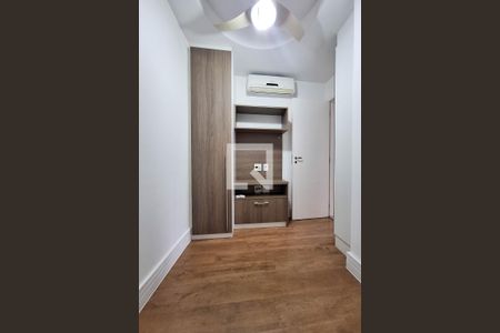 Apartamento à venda com 114m², 4 quartos e 2 vagasQuarto 3