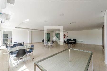 Apartamento à venda com 43m², 2 quartos e 1 vaga Apartamento à venda com 43m², 2 quartos e 1 vagaSalão de Festas