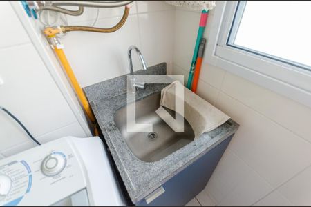 Apartamento à venda com 43m², 2 quartos e 1 vaga Apartamento à venda com 43m², 2 quartos e 1 vagaÁrea de Serviço